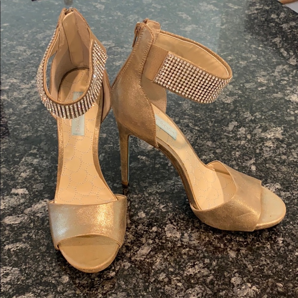 Gorgeous Betsy Johnson diamond shoes